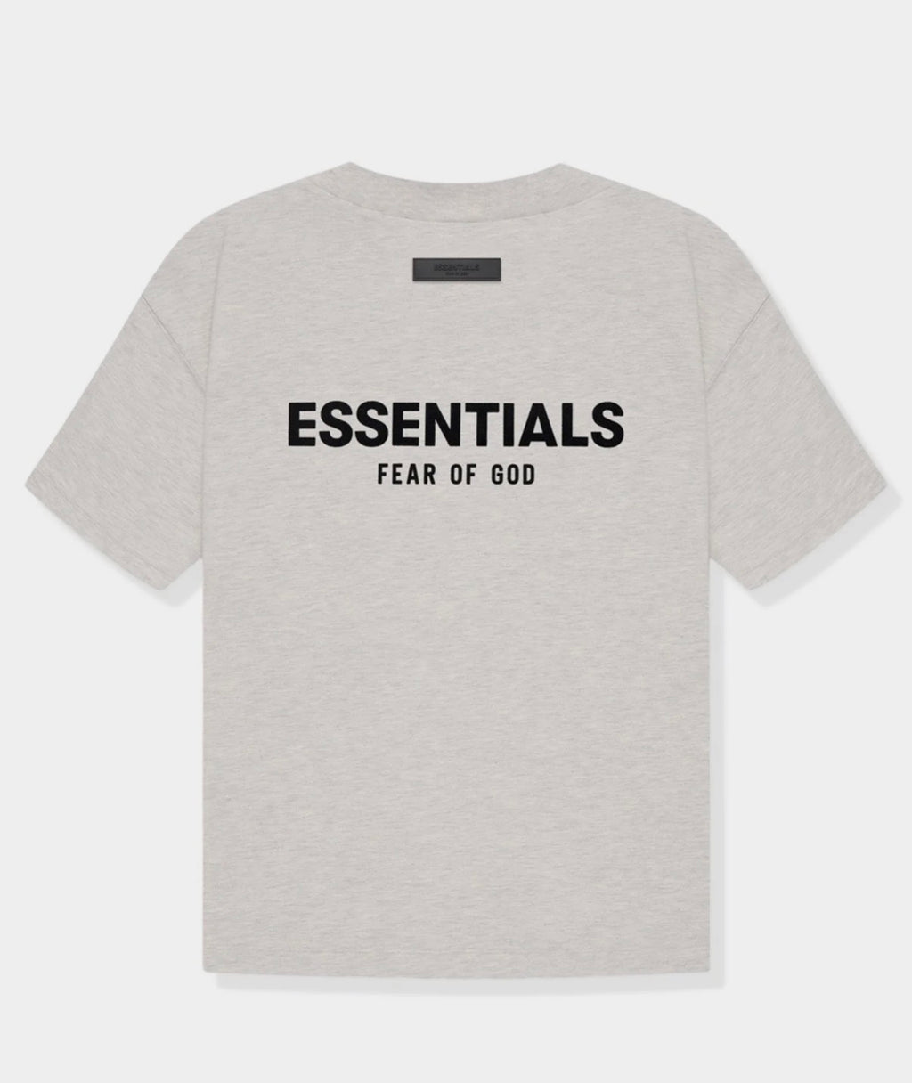 Essentials SS22 T-Shirt Light✅
