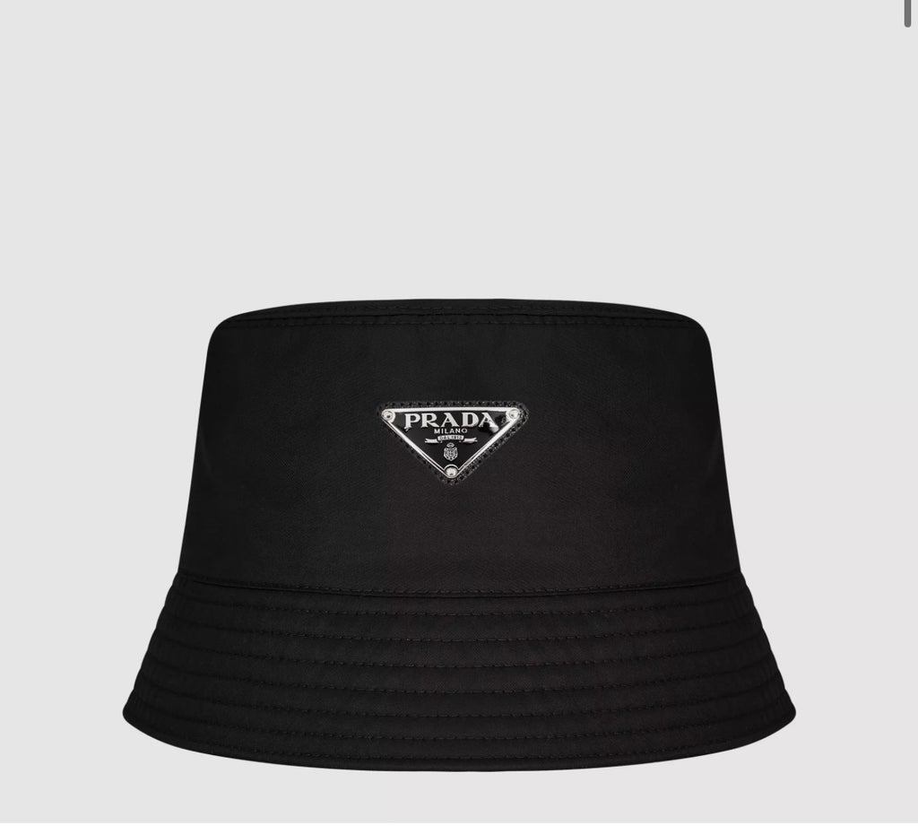 Prada black bucket hat - very good condition⚫️☑️