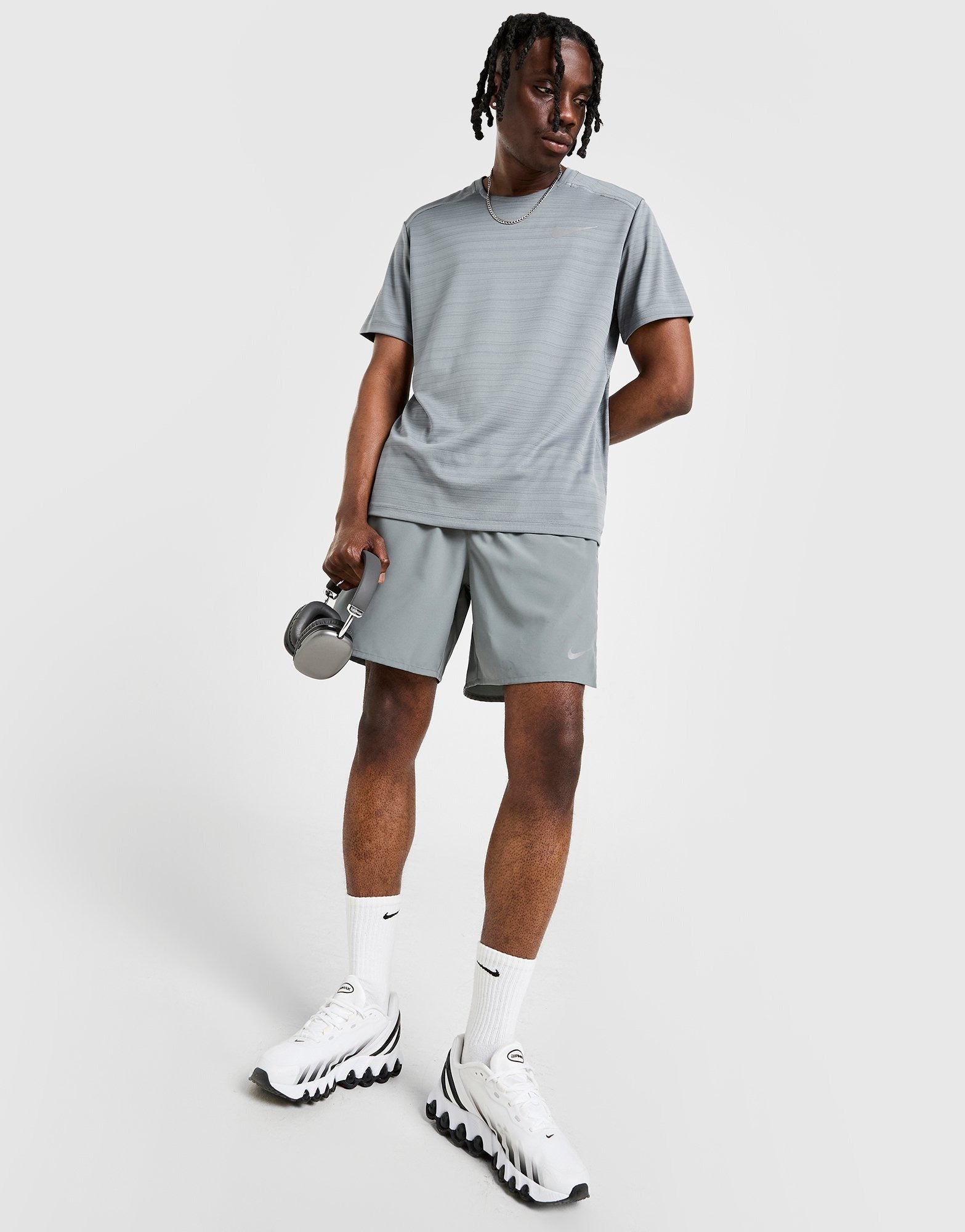 Nike Mens Top And 7” Shorts Green Set BRAND NEW 🏴