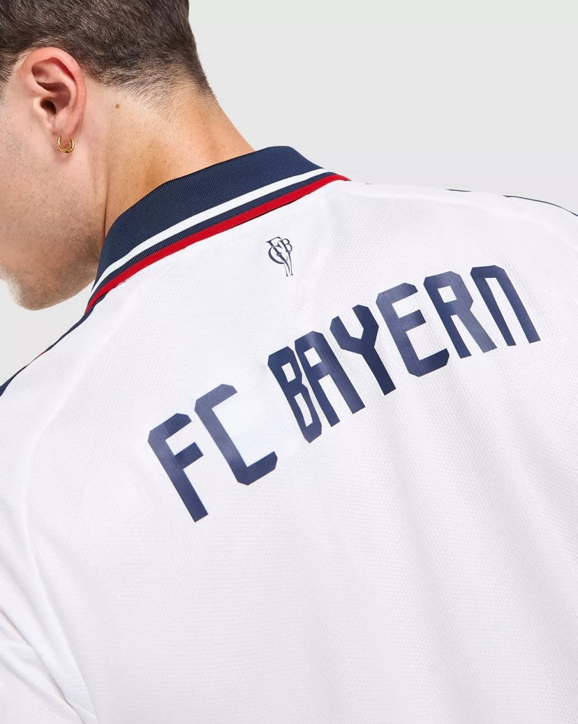 *Sale* - Bayern Munich (away) 26/27