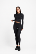 NikeSKIMS SHINE
LONG SLEEVE CREW
NECK TOP |
OBSIDIAN