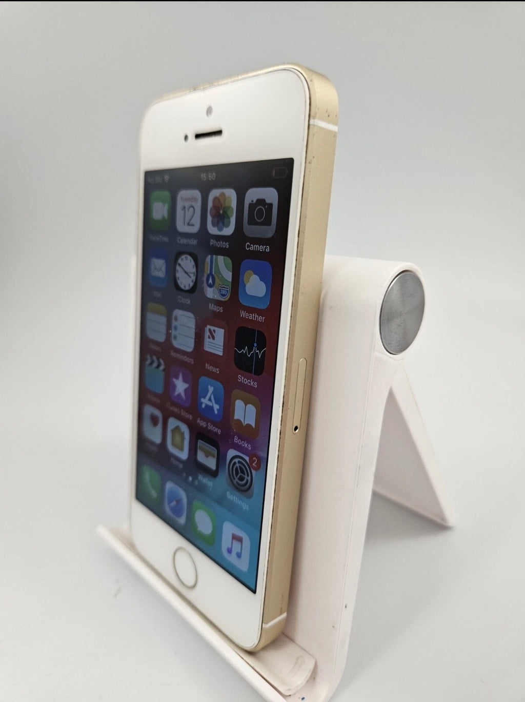 Apple iPhone SE Gold Unlocked 32GB 2GB RAM 4" IOS Touchscreen Smartphone🏴