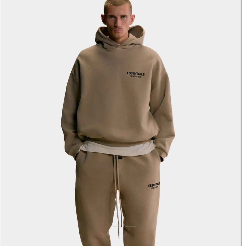 FEAR OF GOD ESSENTIALS SAND TRACKSUIT (SS25)