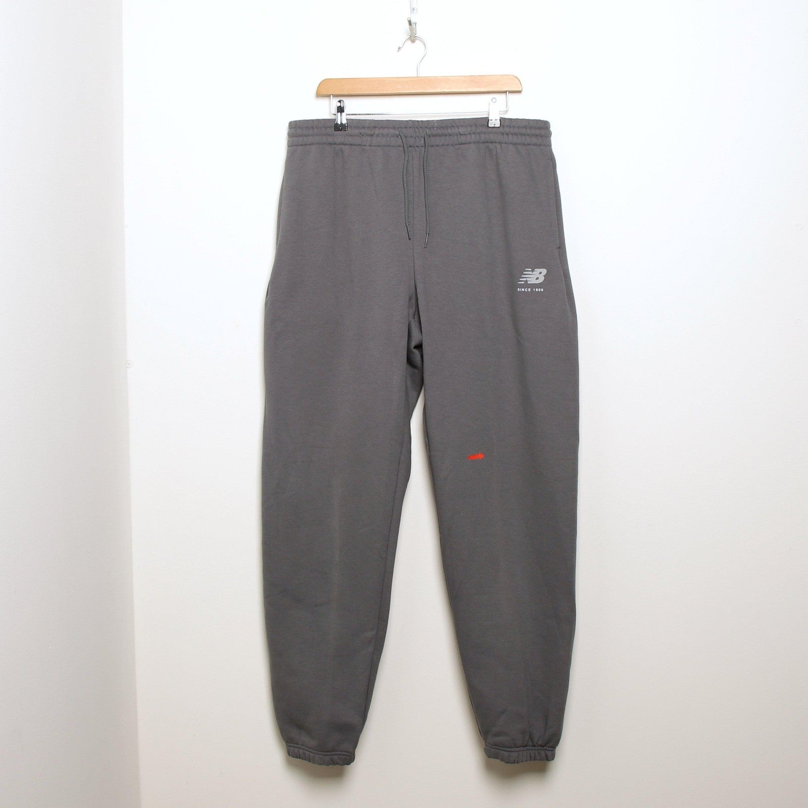 NEW BALANCE Linear Joggers Men's Grey - New with imperfections 🏴☑️