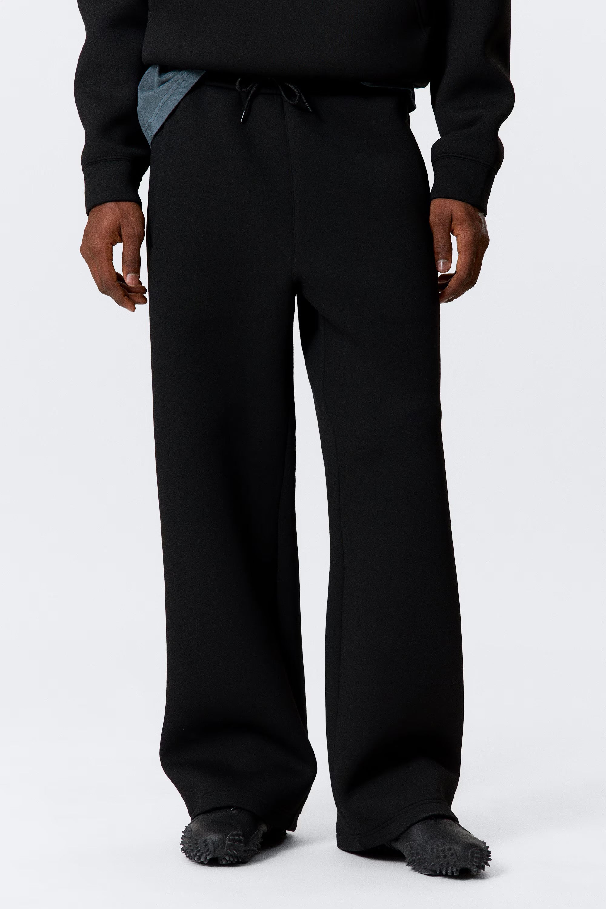 LOOSE FIT SCUBA SWEATPANTS