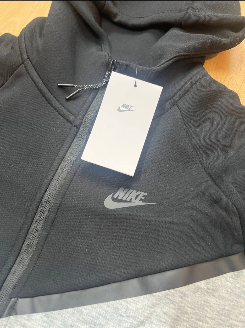 NIKE Tech Tracksuit - New Season - Black & Grey - Multiple sizes  - ⚫️☑️