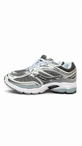 Silver Gray Saucony ProGrid Omni 9