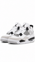 AIR JORDAN 4 MILITARY BLACK