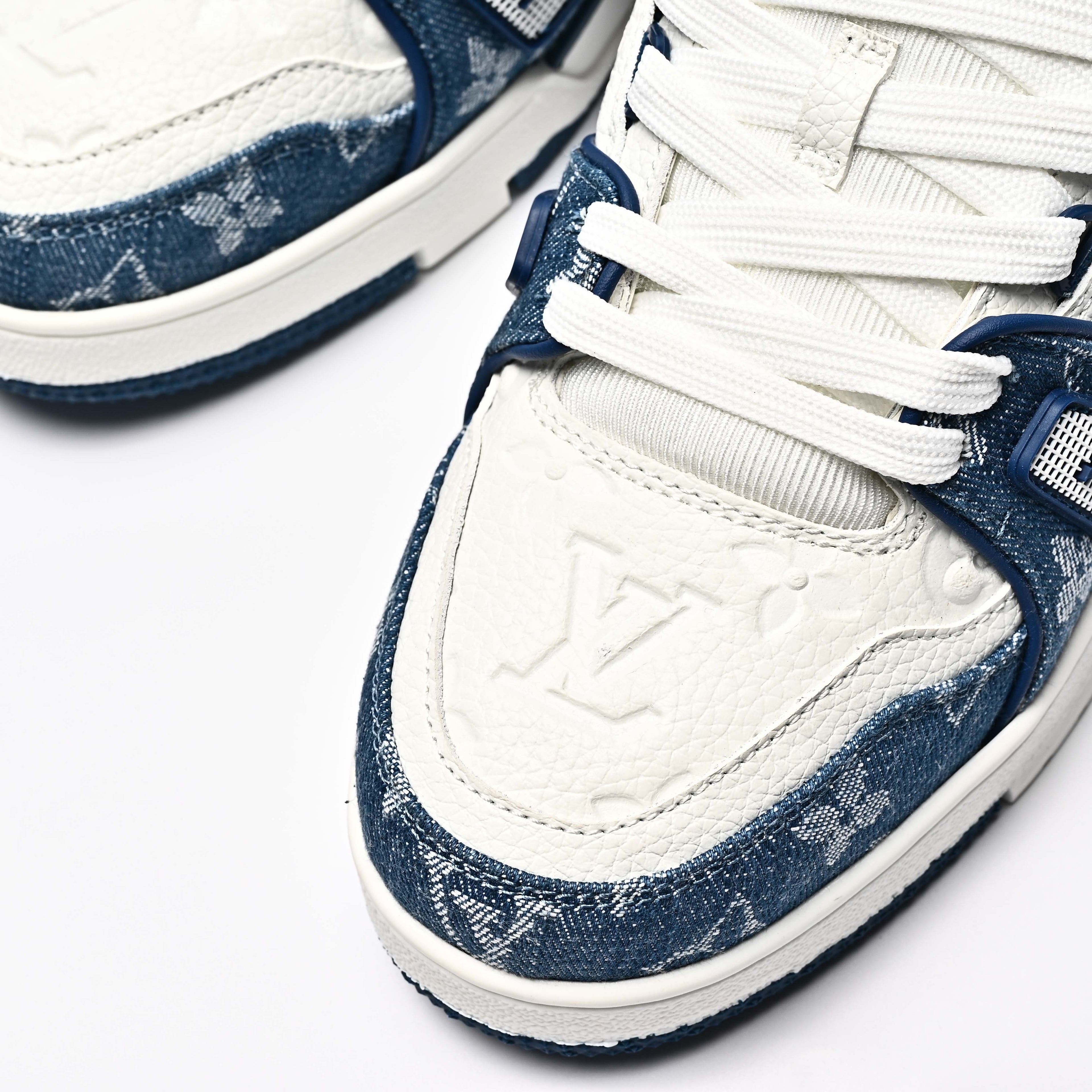 LV Trainer - Denim