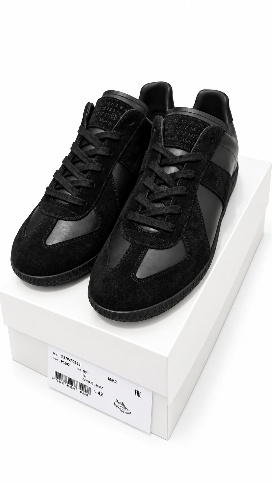 Maison Margiela Gats Black - Authenticity Guaranteed