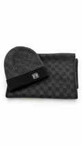 Louis  Vuitton  Scarf Hat Set