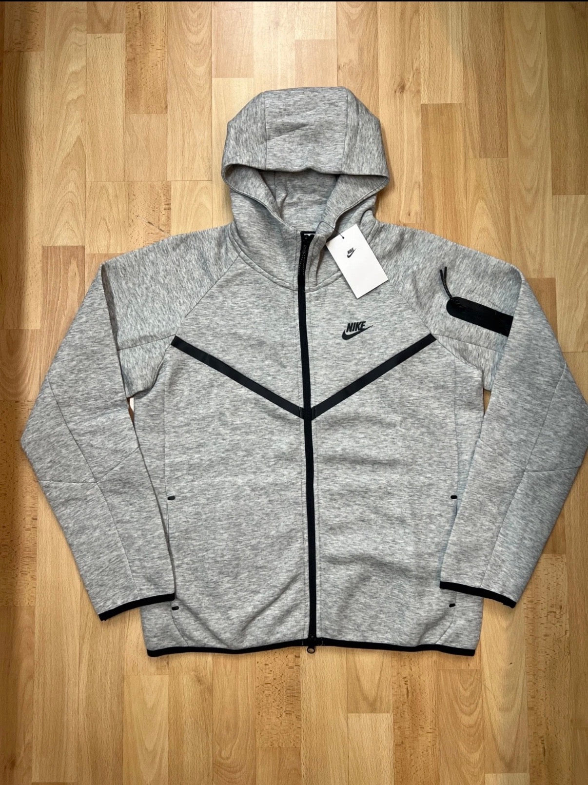 NIKE Tech Tracksuit - New Season - Black & Grey - Multiple sizes  - Authentic⚫️☑️