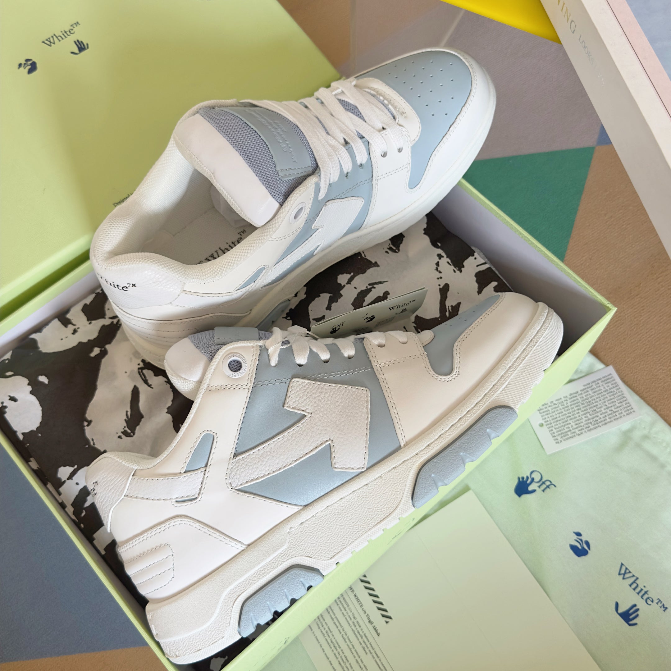 Off White Out of Office Trainers✔️