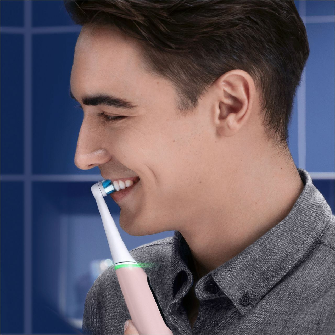 Oral-B iO™ 6 Whitening Electric Toothbrush With Timer Pink - New 🏴