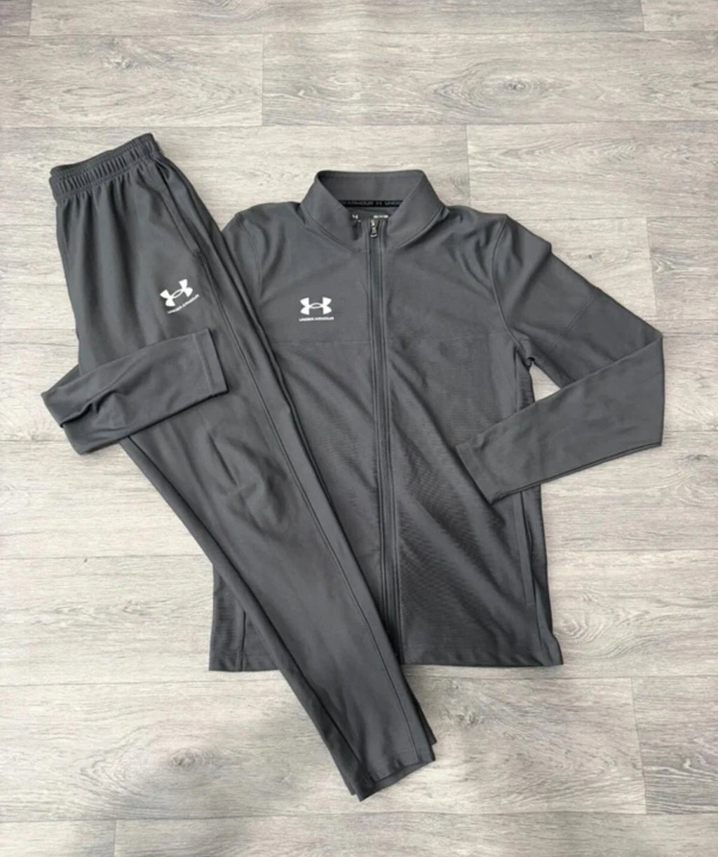 Under armour full Tracksuit☑️
