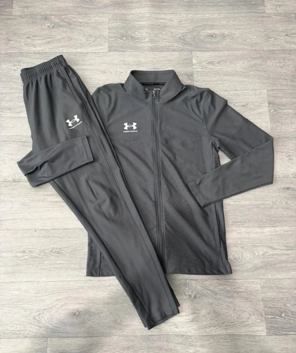 Under armour full Tracksuit☑️