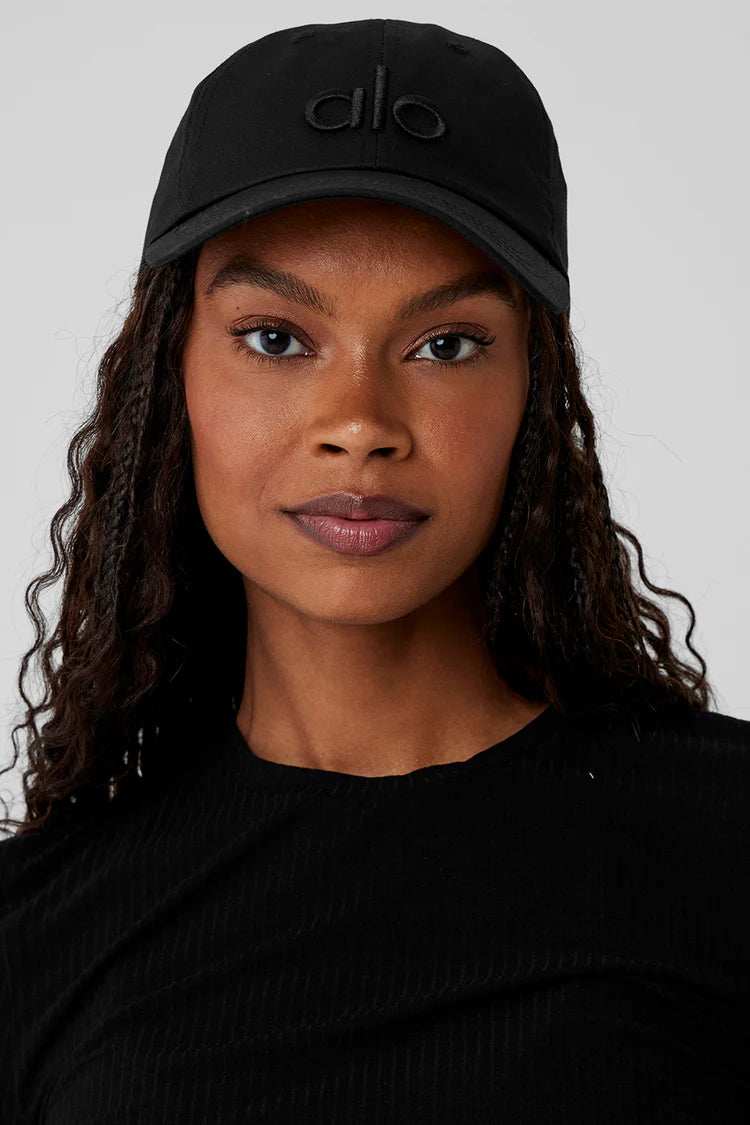 Alo Yoga Black Baseball Cap Adjustable Strap Minimal Logo Unisex Hat 🏴