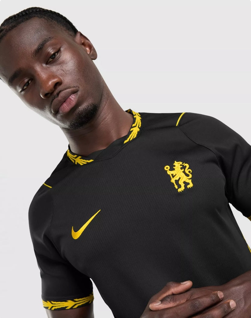 *Sale* - Chelsea (away) 26/27