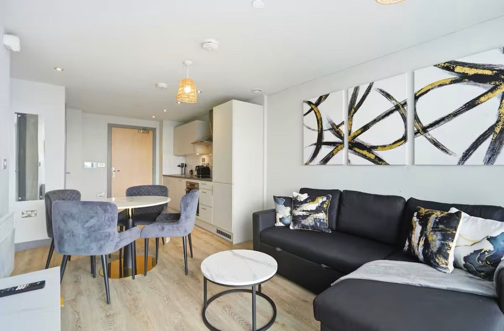 Airbnb Property Management & Deal Sourcing | Maximise Your Rental Income
