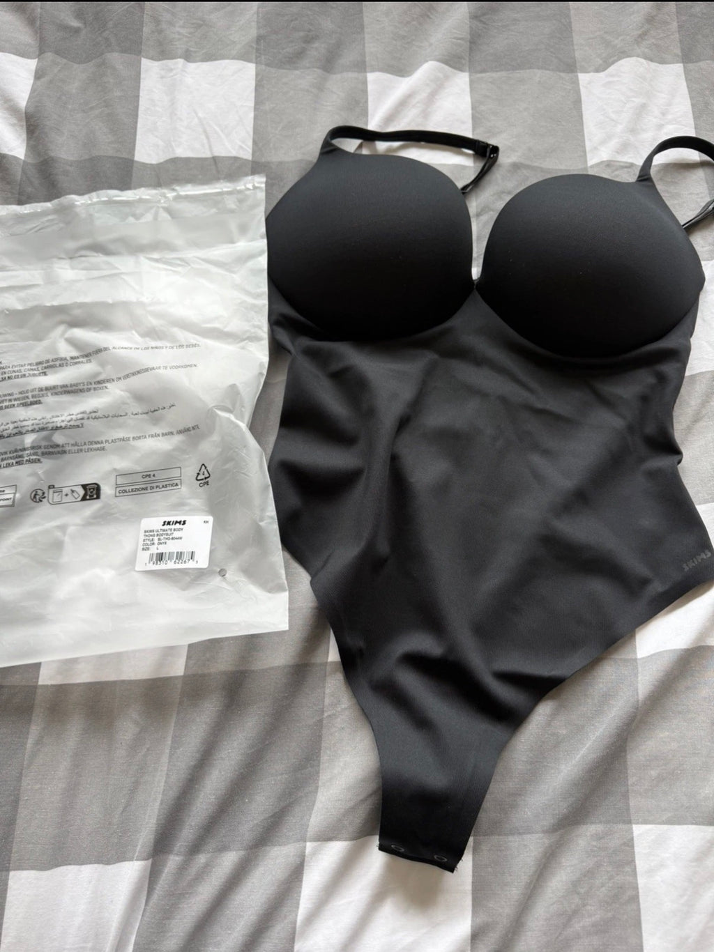 SKIMS Ultimate Push Up Thong Bodysuit, Onyx, Size Large- BNWT✅