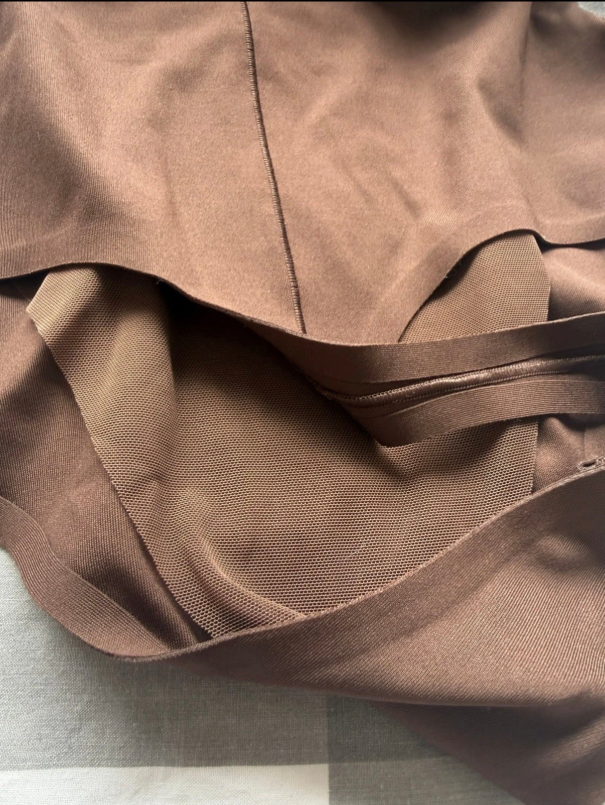 SKIMS Ultimate Push Up Thong Bodysuit, Cocoa, Size Large, BNWT ✅
