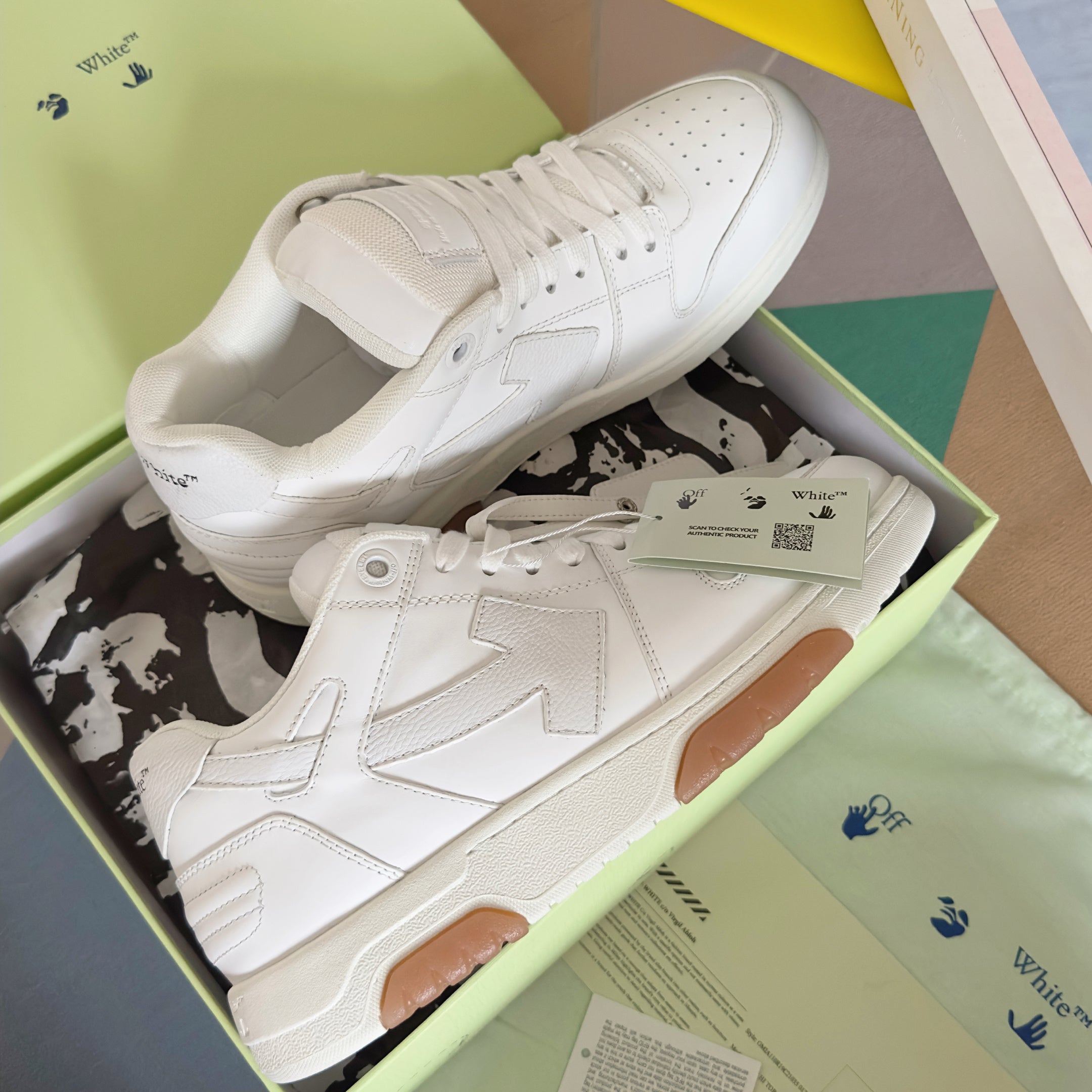 Off White Out of Office Trainers✔️