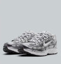 P6000 Grey Fog Metallic Cool Grey/white