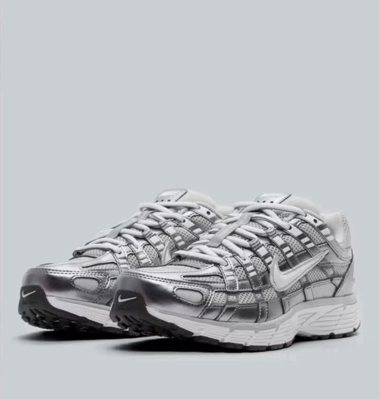 P6000 Grey Fog Metallic Cool Grey/white
