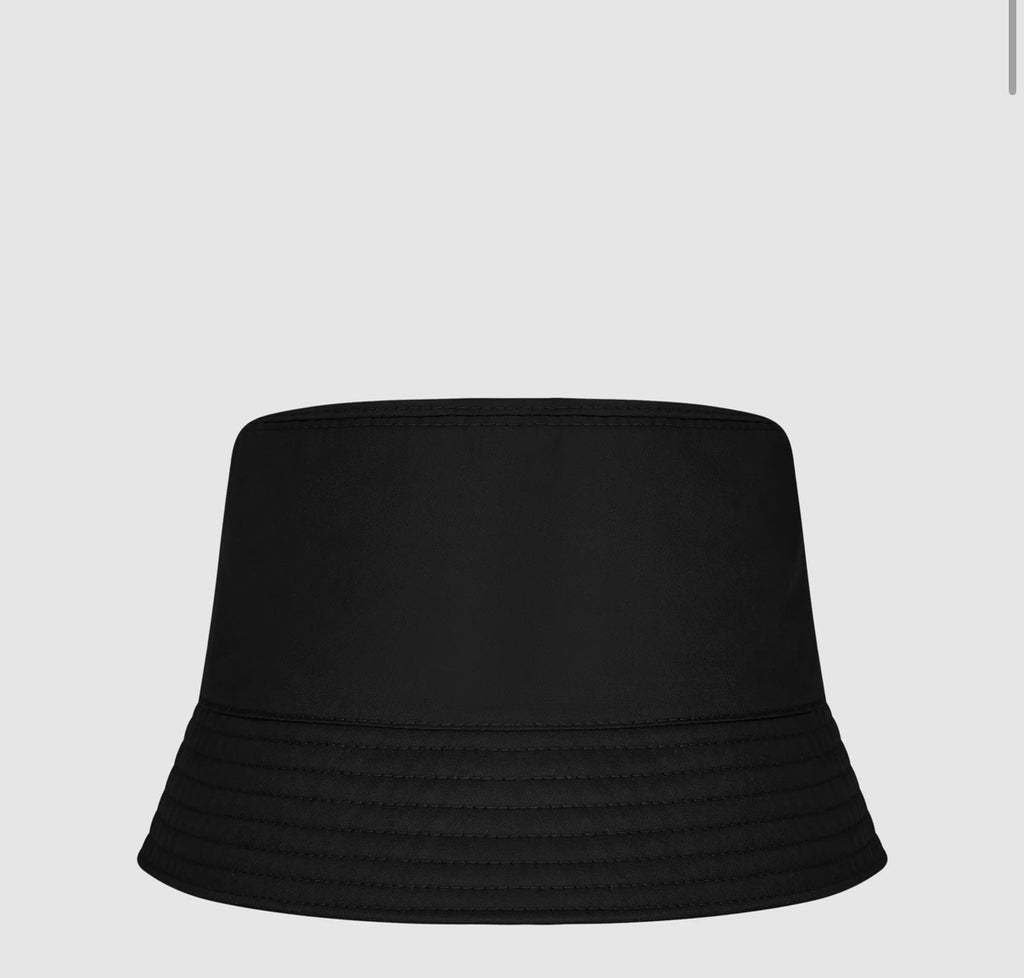 Prada black bucket hat - very good condition⚫️☑️
