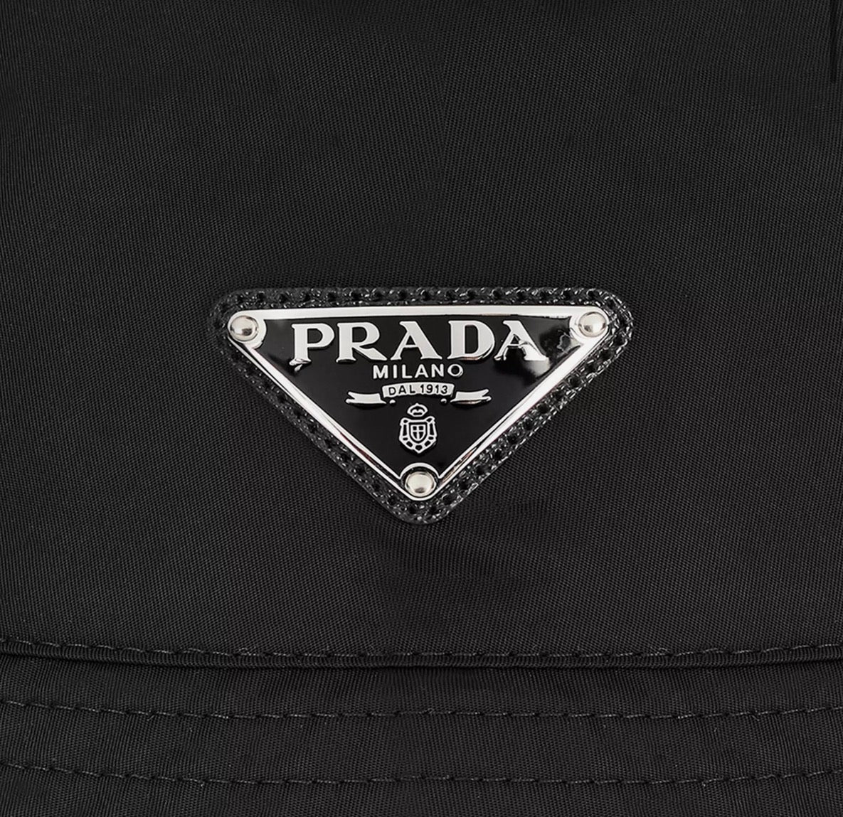 Prada black bucket hat - very good condition⚫️☑️