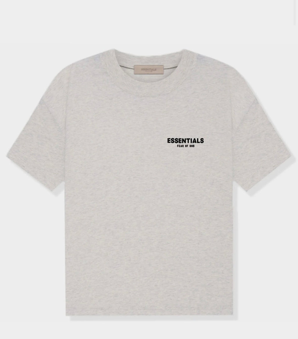 Essentials SS22 T-Shirt Light✅