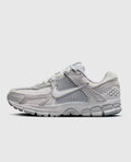 WOMENS NIKE ZOOM VOMERO
