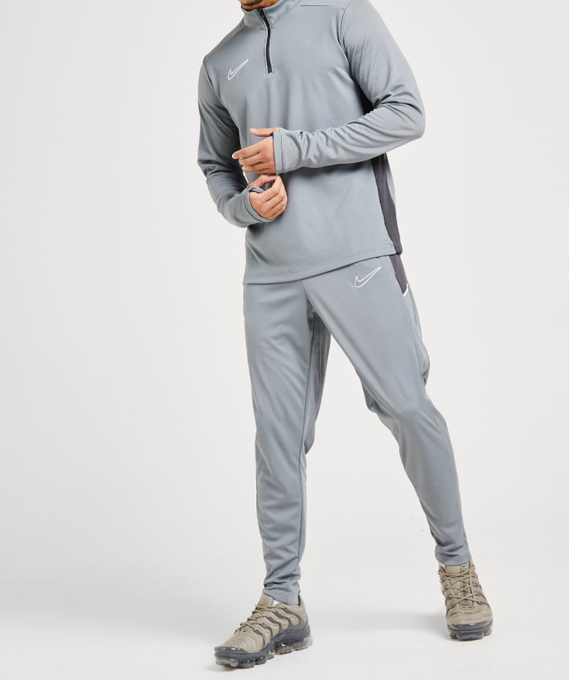 Nike Dri-fit Full Matching Tracksuit.☑️
