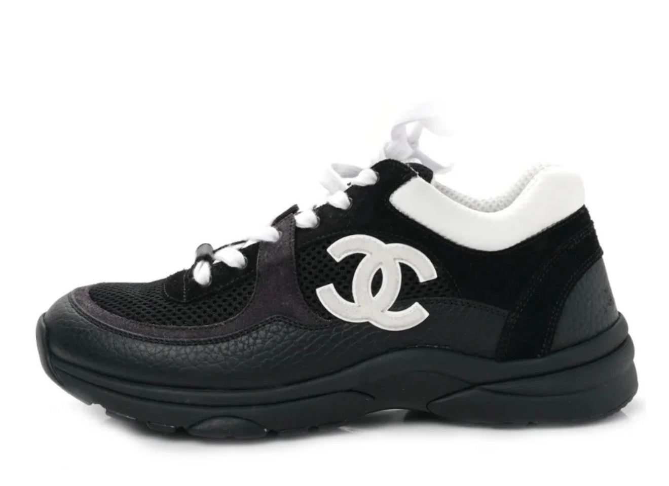 CHANEL RUNNER BLACK AND WHITE + FREE GOYARD CARD HOLDER