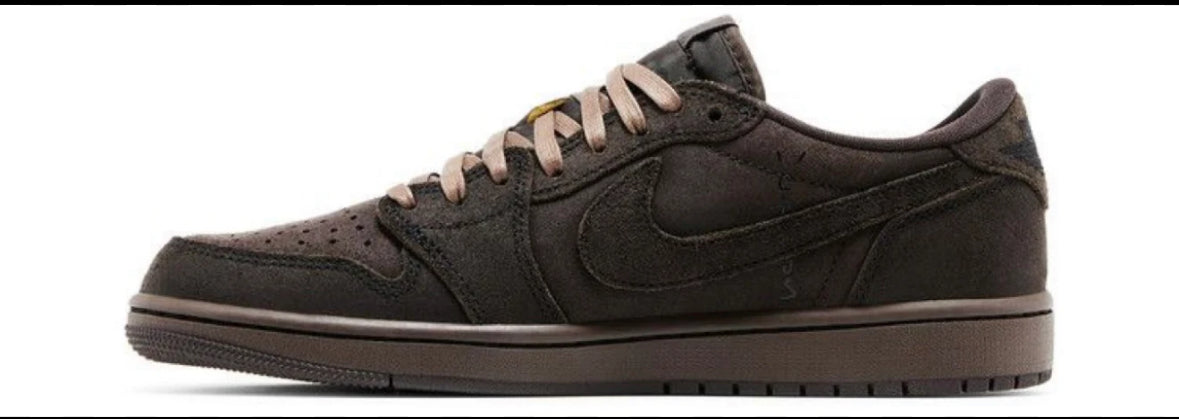 Travis Scott x Air Jordan 1 Low OG "Velvet Brown" - UK8.5