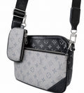 LV Duo Messenger Bag©️