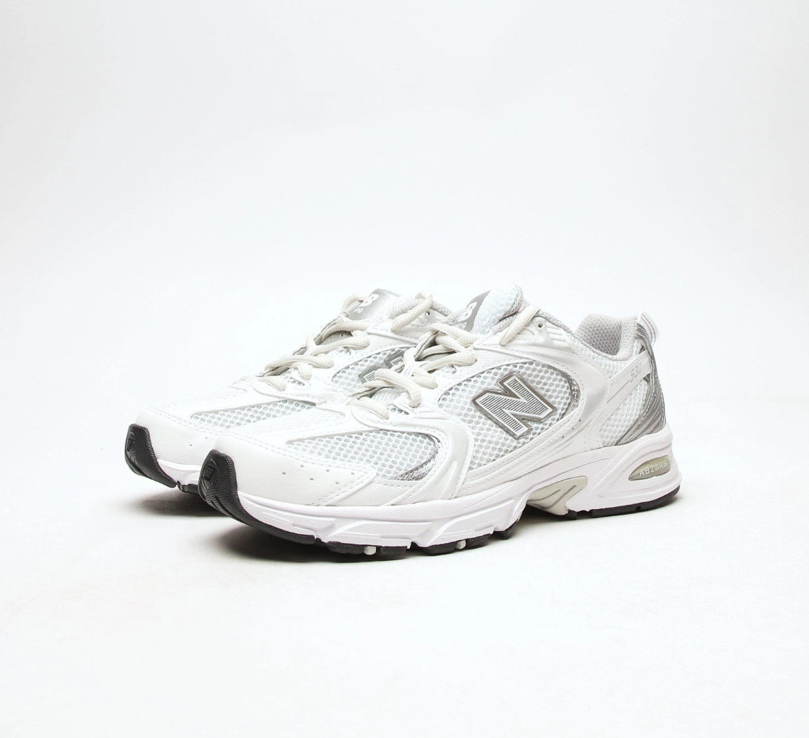 NEW BALANCE 530 Women's White Trainers☑️