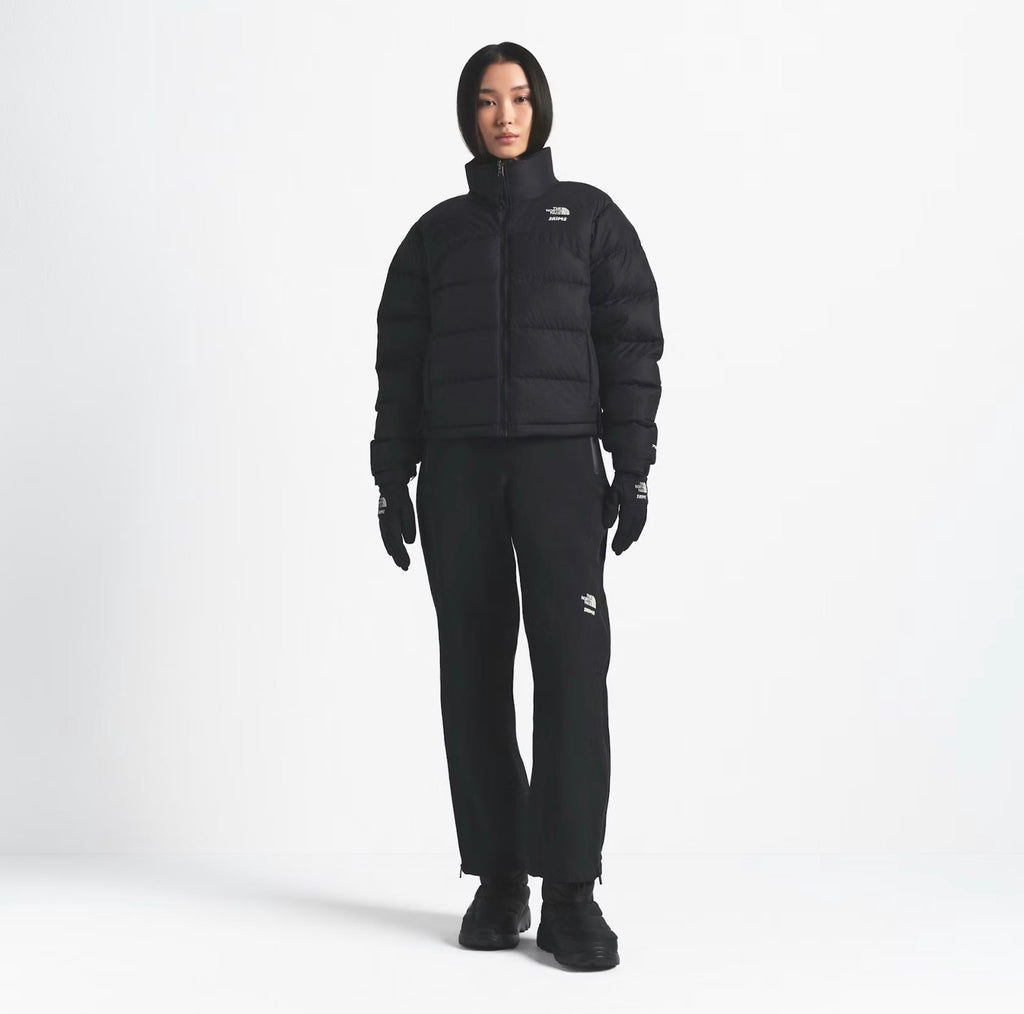 The North Face X SKIMS 2000 RETRO NUPTSE JACKET 📲