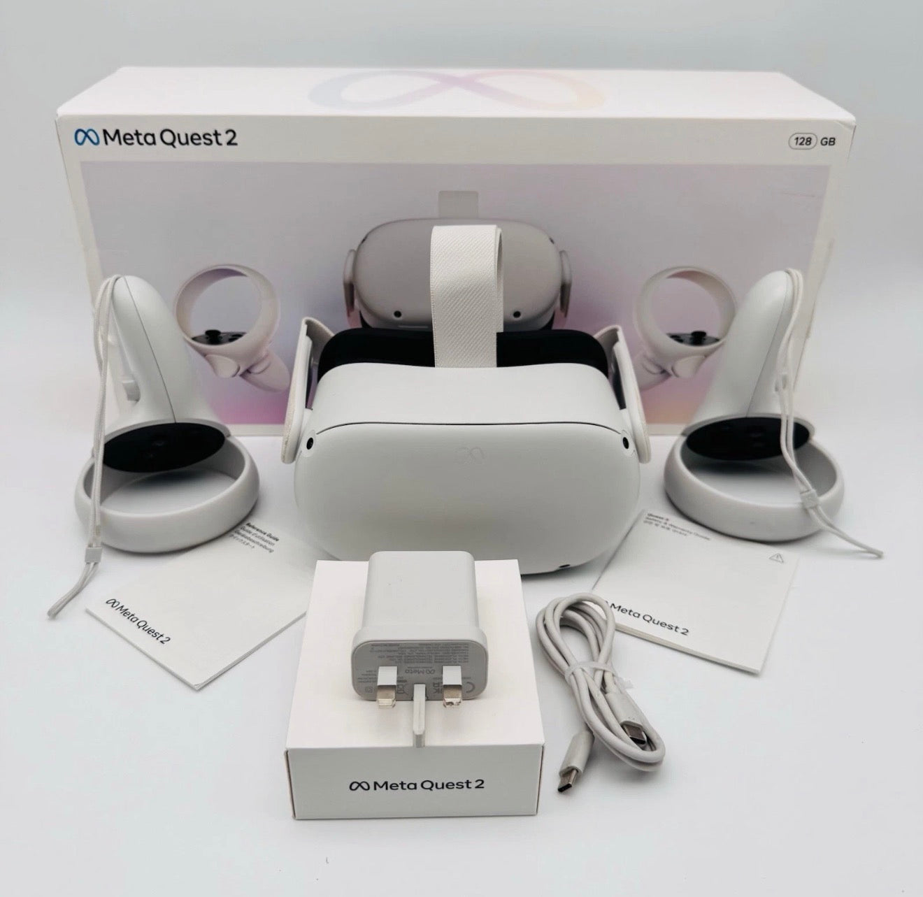 Meta Quest 2 VR All-in-one Headset 128GB Controllers & Charger VGC