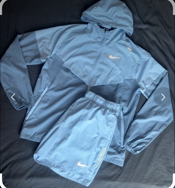 Nike Windrunner set☑️
