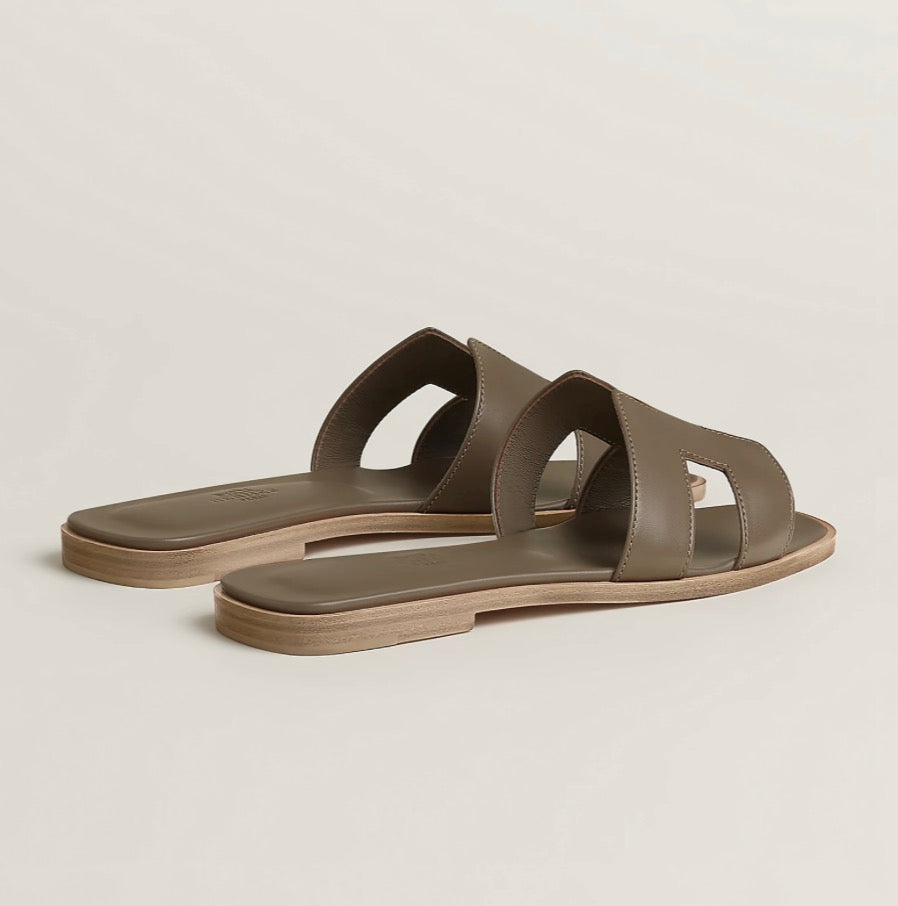 Oran Sandal ⚫️☑️