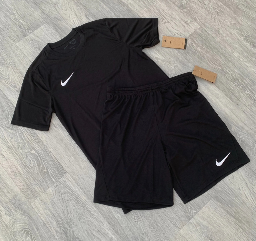 Nike Dri Fit Academy T-Shirt Top and Shorts Set