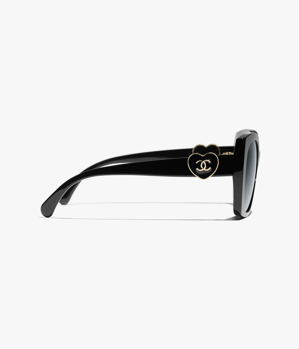 CHANEL Sunglasses Black Gold Women’s heart shape Like NEW🏴