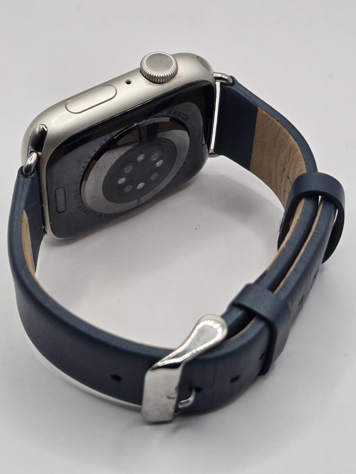 Apple Watch Series 7 45mm GPS Silver + Strap - used 🏴