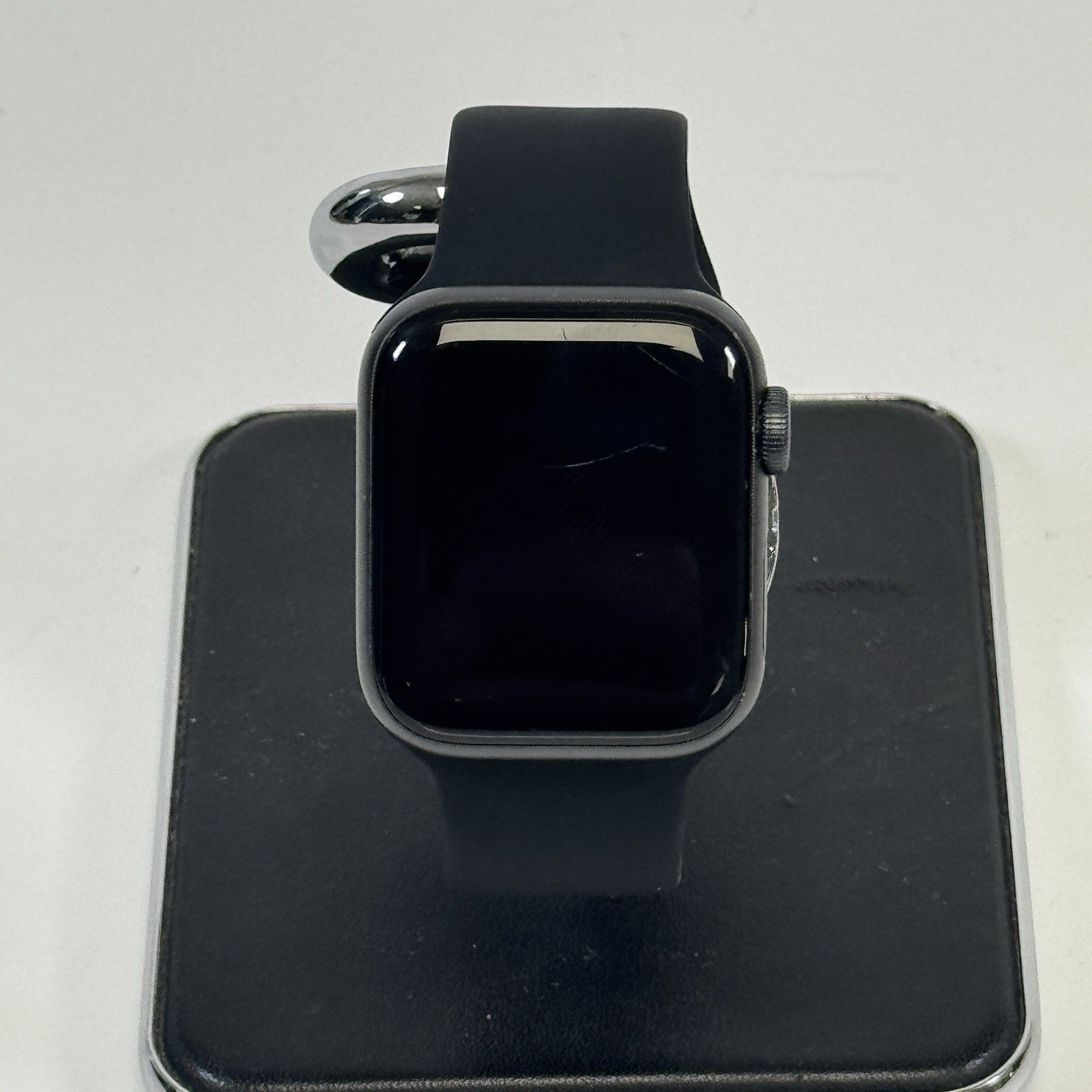Apple Watch SE 1st Gen Space Grey GPS + Cellular, 40mm - used 🏴