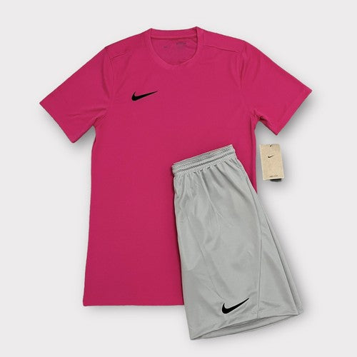 Brand new Nike Shorts & T-shirt Set