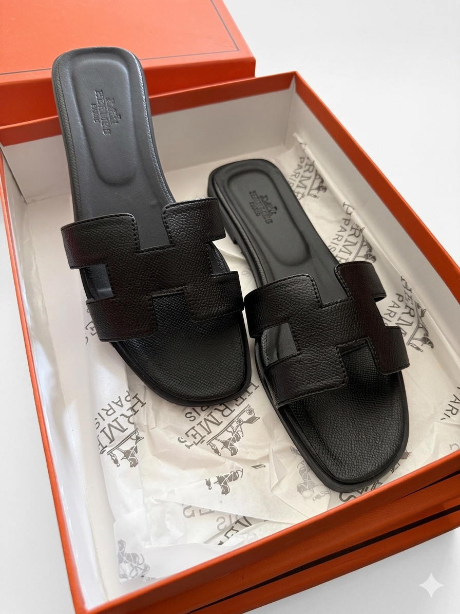 Hermes Oran Slide - Multiple Sizes