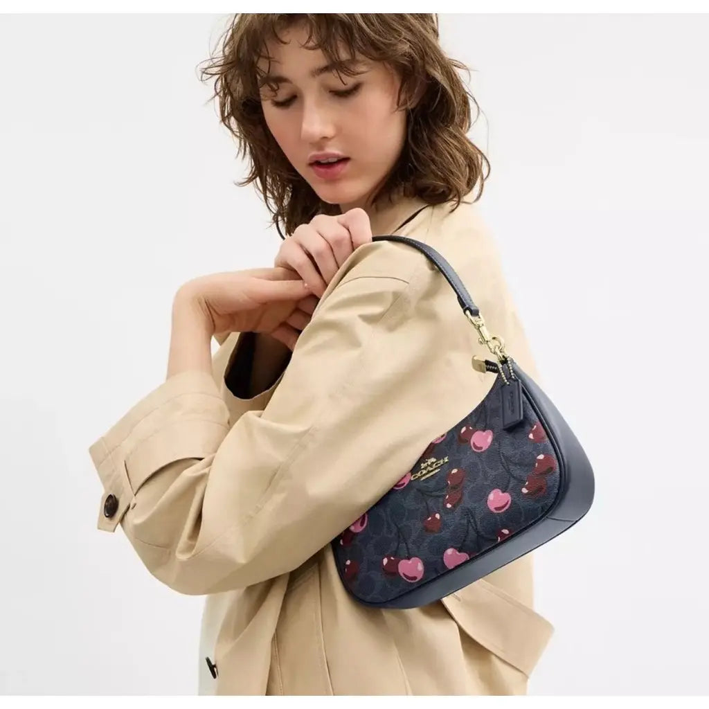 Teri Shoulder Bag Cherry Print