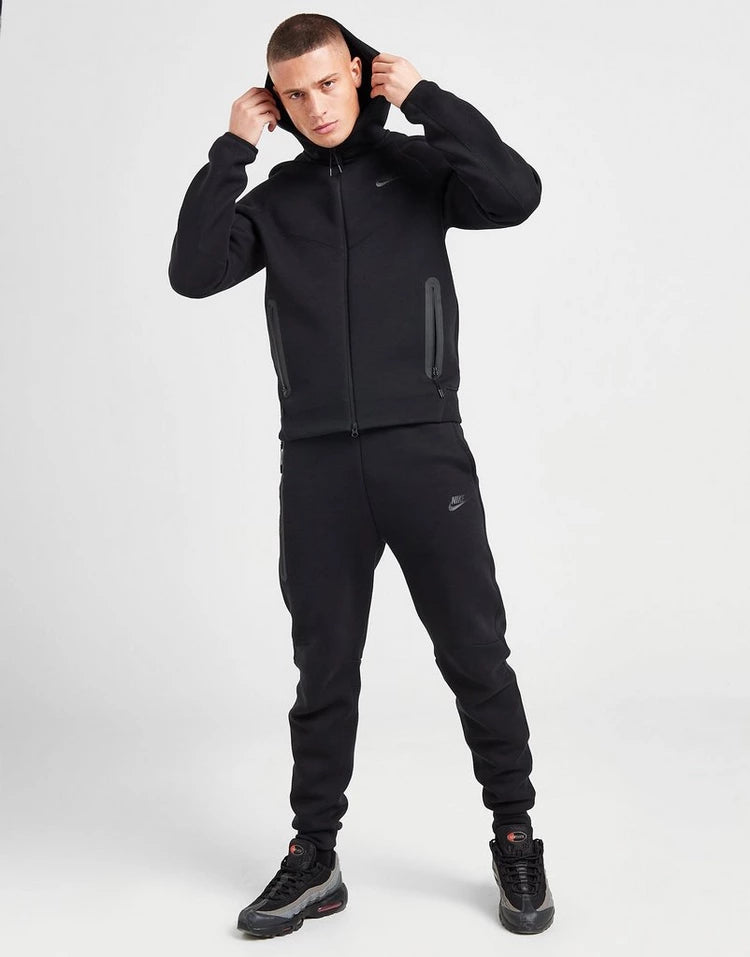 Nike Men’s Tech Fleece TRACKSUIT Black 📲